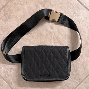 Fannypack. Black with gold buckle.